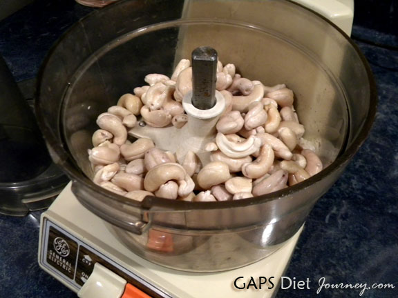 Soaked Cashews in Food Processor Soaked Cashews in Food Processor